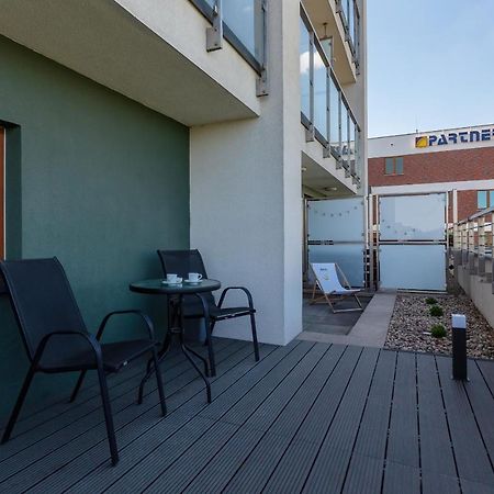 Apartamenty Bliska Praga By Noclegi Renters 华沙 外观 照片