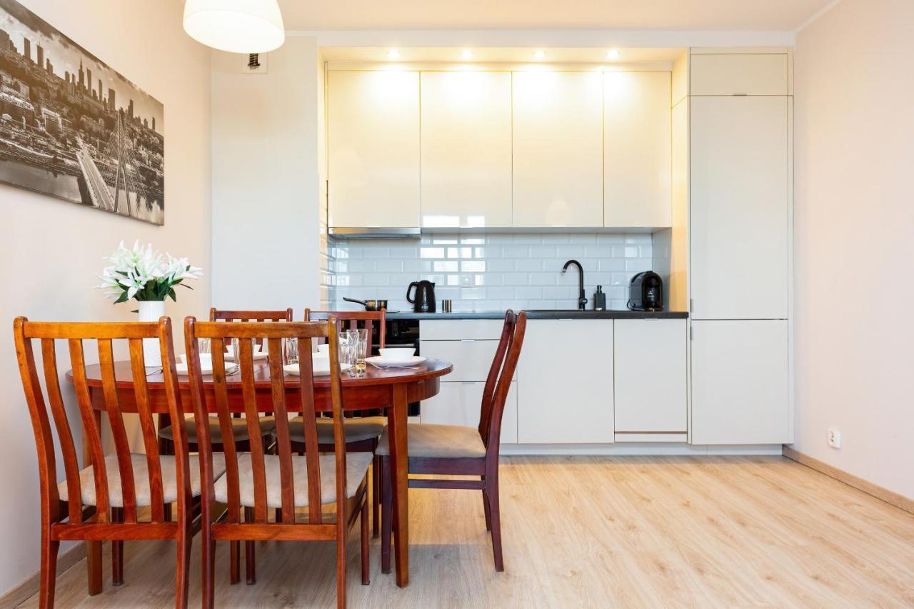 Apartamenty Bliska Praga By Noclegi Renters 华沙 外观 照片